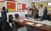 加强党性修养，争做优秀共产党员