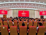 赓续五四精神 凝聚青春力量——乌海职业技术学院举行新团员入团示范性仪式暨五四表彰大会