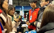“我为同学做实事”学生会志愿者助力乌海职业技术学院2024届毕业生专场双选会