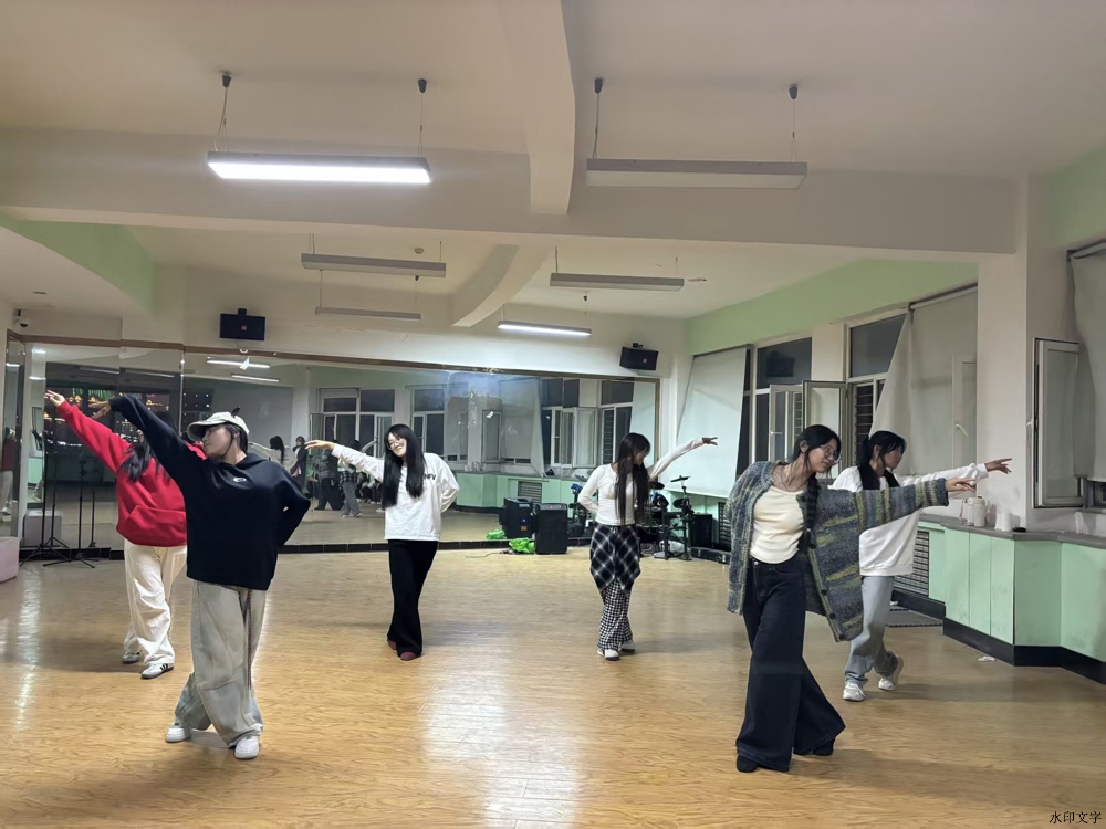 f90479486b8564cd136e011f3196d0b0