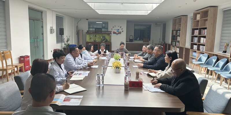 访企拓岗促就业，校企合作谋发展